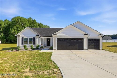352 Earnest Way, Kenly, NC, 27542-6903 | Card Image