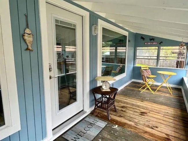 Porch | Image 13