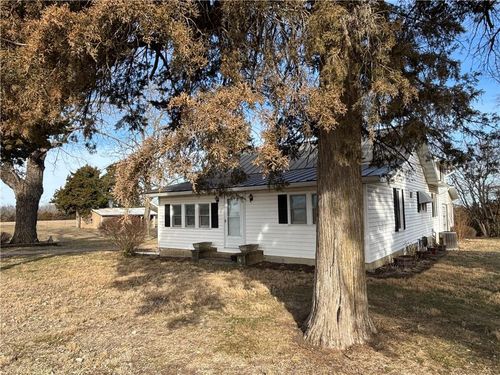 2569 Valley Rd, Fulton, KS, 66738-8210 | Card Image
