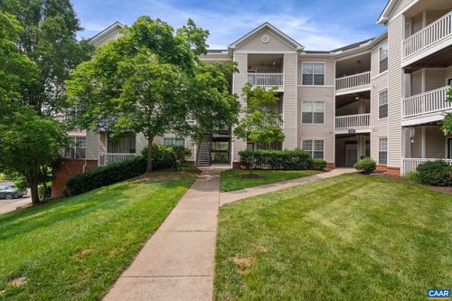 apt-2b-320 Riverbend Dr, CHARLOTTESVILLE, VA, 22911-8822 | Card Image