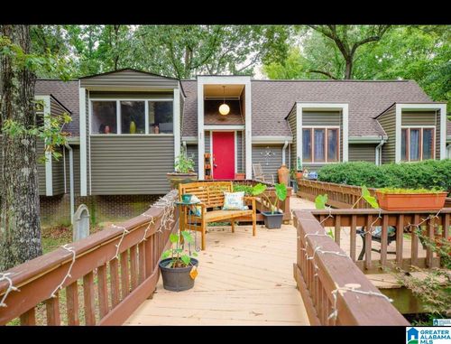 1825 Chandamont Cir, Pelham, AL, 35124-1409 | Card Image