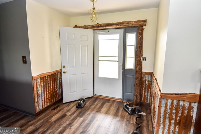 387 Fredonia Church Rd, Home with 3 bedrooms, 2 bathrooms and 2 parking in BARNESVILLE GA | Image 11