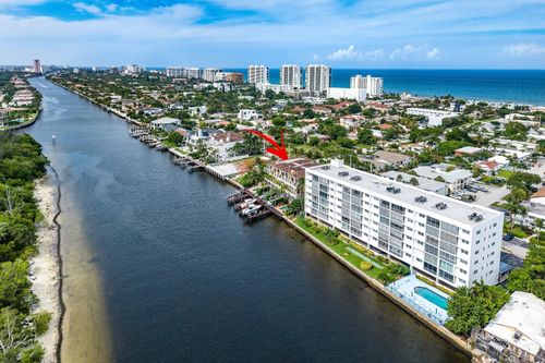 453 Ne 19th Ave, Deerfield Beach, FL, 33441-3717 | Card Image