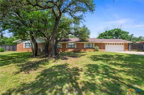 1204 Leif Cir, Copperas Cove, TX, 76522-3820 | Card Image
