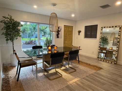 5733 Madison St, Hollywood, FL, 33023-1456 | Card Image