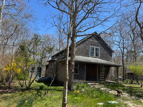 4 Rock Pond Rd, Vineyard Haven, MA, 02568-7241 | Card Image