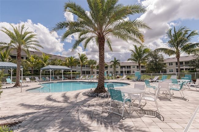 UNIT-1804 - 6953 Avalon Cir, Condo with 2 bedrooms, 2 bathrooms and null parking in NAPLES FL | Image 26