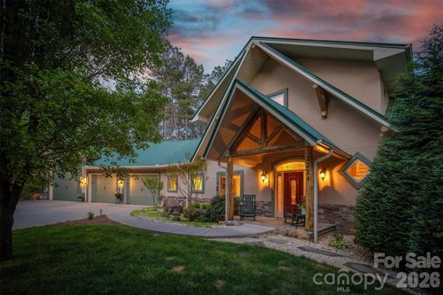 2224 W Paradise Harbor Dr, Connelly Springs, NC, 28612-8542 | Card Image