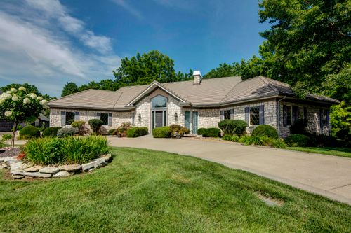 458 S Oaks Dr, Springfield, MO, 65809-1101 | Card Image