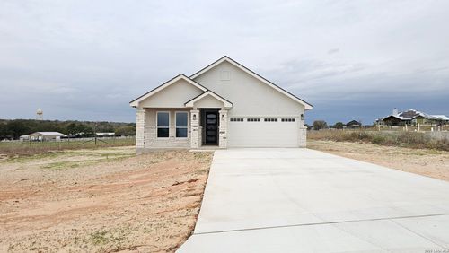 174 Pine Valley Dr, La Vernia, TX, 78121-3975 | Card Image