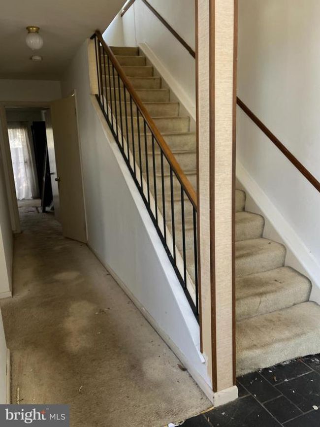 1496 Roundleaf Ct, Townhouse with 3 bedrooms, 3 bathrooms and null parking in RESTON VA | Image 6