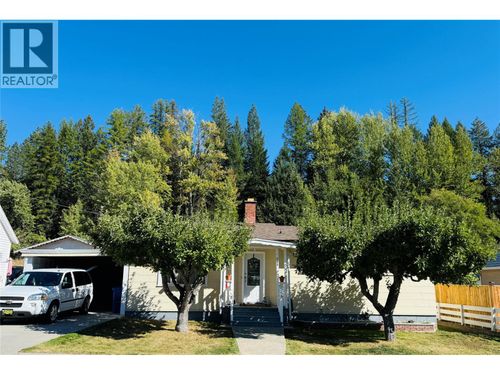 866 Rotary Dr, Kimberley, BC, V1A1E6 | Card Image