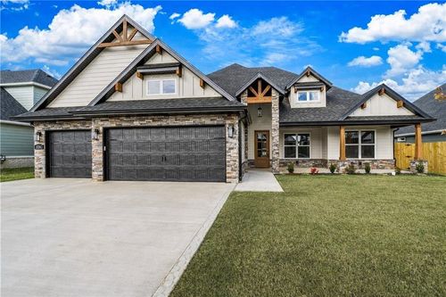 100 Jenna Ln, Gravette, AR, 72736-5019 | Card Image