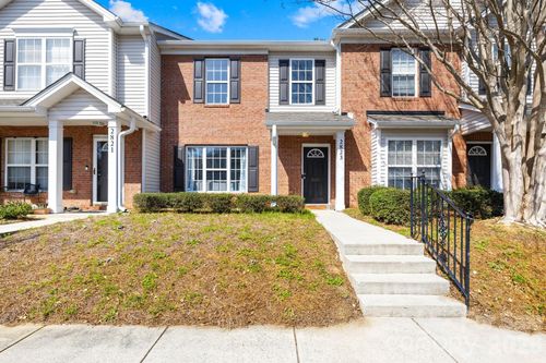 2823 Summergrove Ct, Matthews, NC, 28105-6455 | Card Image