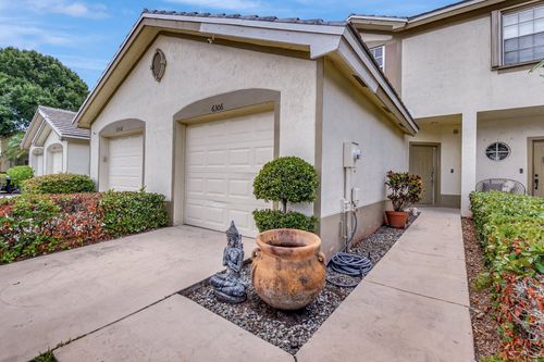 6306 Crescent Lake Way, Lake Worth, FL, 33463-7921 | Card Image