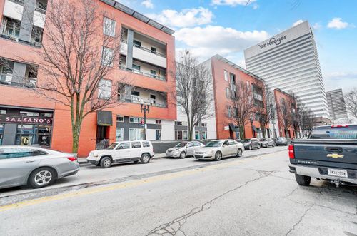 1150 Vine St, Cincinnati, OH, 45202-7274 | Card Image