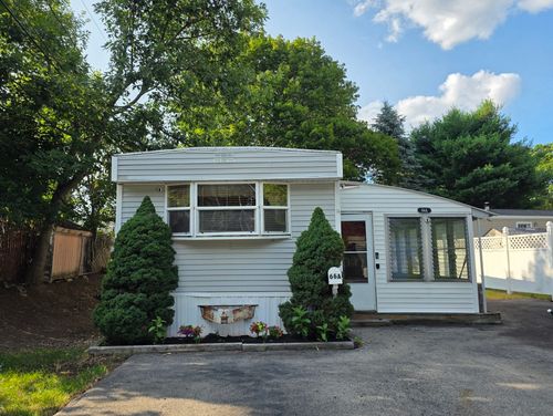 66a-181 Boston Post Rd E, Marlborough, MA, 01752-3525 | Card Image