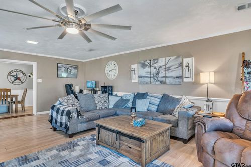 109 Sanders Ln, Pittsburg, TX, 75686-3913 | Card Image