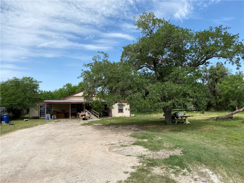 Nevada Ave, Mercedes, TX 78570