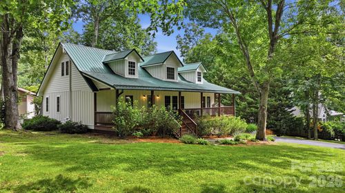 248 Brannon Forest Dr, Waynesville, NC, 28785-7288 | Card Image