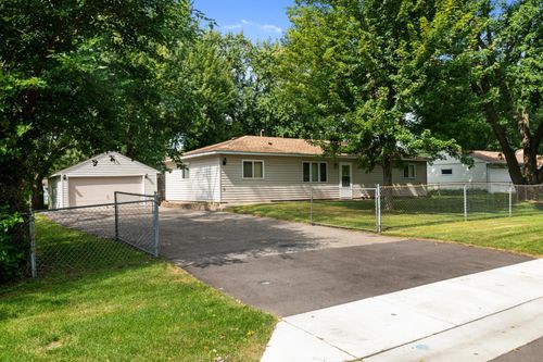 9910 Norway St Nw, Coon Rapids, MN, 55433-5121 | Card Image
