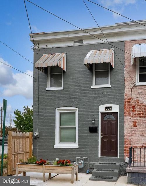 587 Zook Ave, LANCASTER, PA, 17602-2118 | Card Image