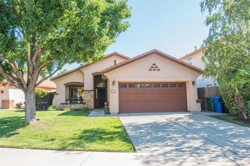 7523 Brabham Way, Elk Grove, CA, 95758-7813 | Card Image