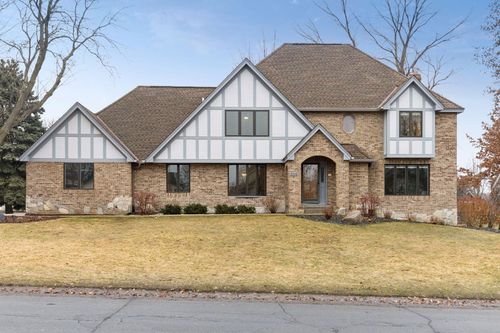 508 77th St W, Eagan, MN, 55121-2319 | Card Image