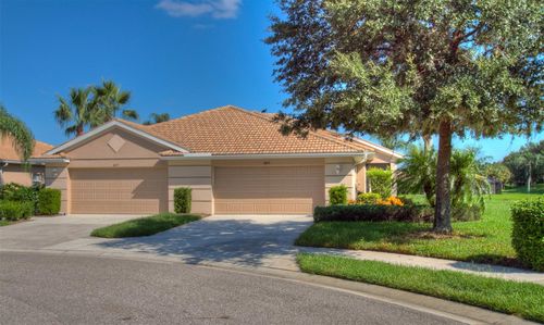 8423 Eagle Isles Pl, BRADENTON, FL, 34212-9324 | Card Image