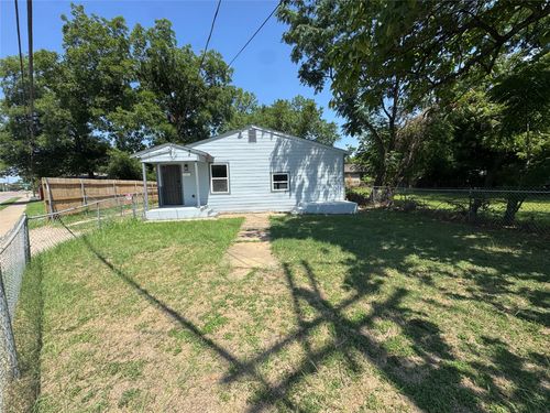 3705 Marshall Dr, Dallas, TX, 75210-2126 | Card Image