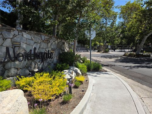 4053 Stoneriver Ct, Westlake Village, CA, 91362-3712 | Card Image