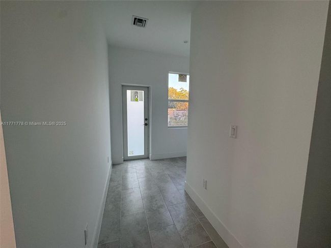 1100 Highview Rd, House other with 3 bedrooms, 3 bathrooms and null parking in Lantana FL | Image 10