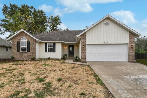 5331 W Harrison St, Springfield, MO, 65802-5937 | Card Image