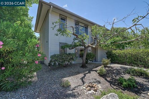 2-1312 Skycrest Dr, Walnut Creek, CA, 94595-1857 | Card Image