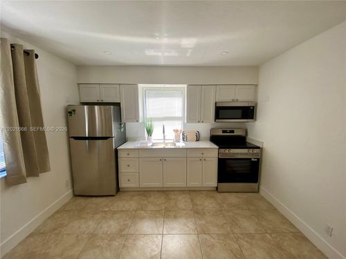 b-1112 N 61st Ter, Hollywood, FL, 33024-6006 | Card Image