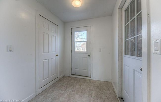 6998 St Patrick St, House other with 3 bedrooms, 2 bathrooms and 4 parking in Dublin ON | Image 7