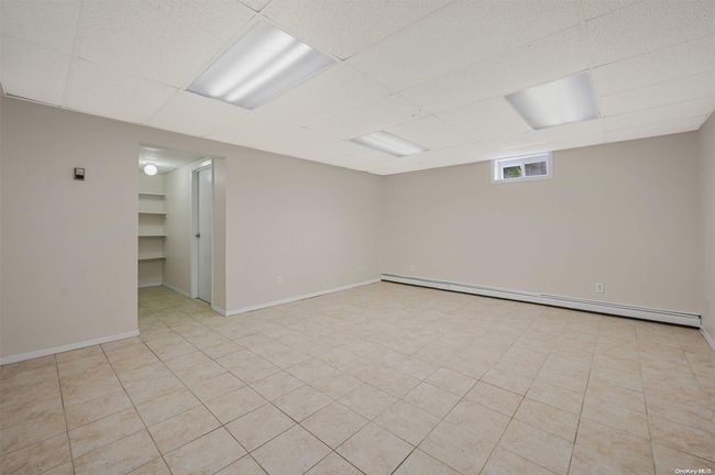 Unit 8 High Ceilings | Image 31