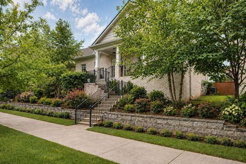 1860 Grace Point Ln, Nolensville, TN, 37135-8504 | Card Image