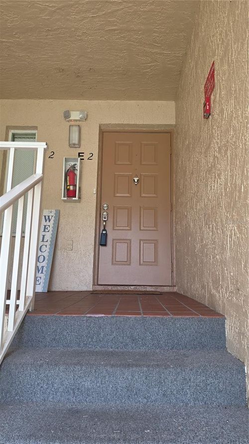 e2-12119 Sunny Glen Ln, HUDSON, FL, 34669-2826 | Card Image