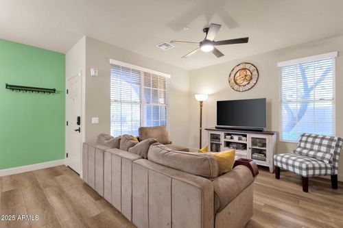 101-4772 E Portola Valley Dr, Gilbert, AZ, 85297-2463 | Card Image