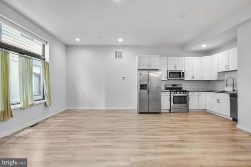 apt-1r-385 Martin St, PHILADELPHIA, PA, 19128-4861 | Card Image