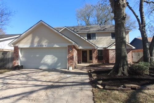 11522 Stone Bridge Dr, Houston, TX, 77064-2241 | Card Image
