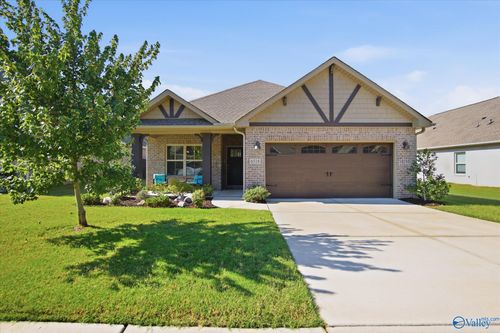6518 Oak Meadow Drive, Owens Cross Roads, AL, 35763 | Card Image