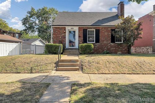 4918 Lisette Ave, Saint Louis, MO, 63109-3775 | Card Image