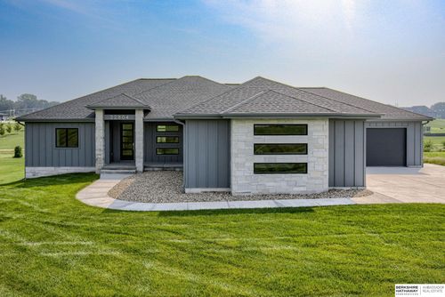 22804 Copper Ridge Rd, Gretna, NE, 68028-5716 | Card Image
