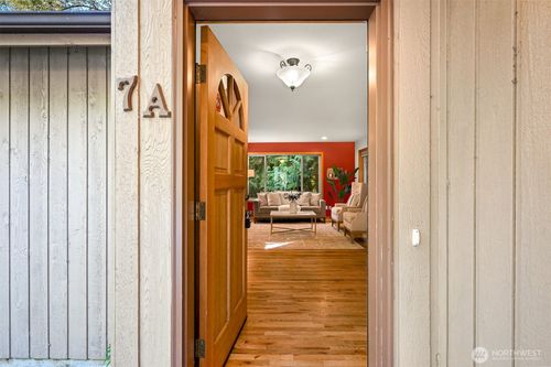 a-7 Lost Lake Ln, Bellingham, WA, 98229-7631 | Card Image