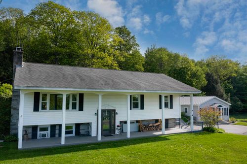 15 Hillcrest Dr, Lebanon, NH, 03766-1855 | Card Image