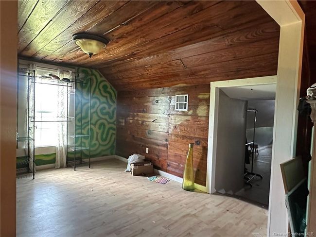 BONUS ROOMS OR STORAGE AREA | Image 22