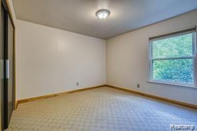 APT-1108 - 527 E University Dr, Condo with 2 bedrooms, 2 bathrooms and null parking in Rochester MI | Image 13