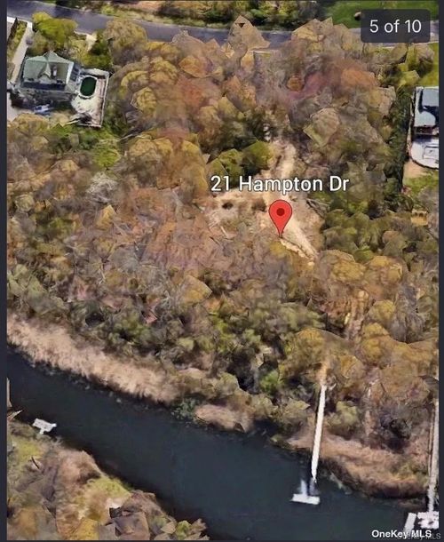 21 Hampton Dr, Center Moriches, NY, 11934-2705 | Card Image